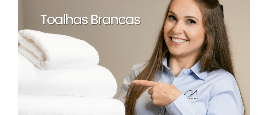 Toalhas Brancas na Hotelaria: Vantagens, Durabilidade e Padronização